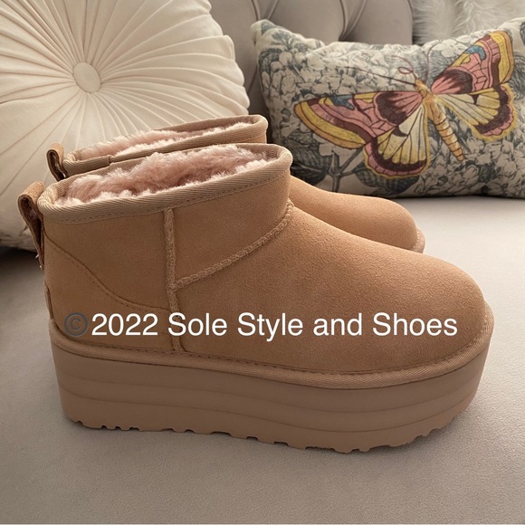 UGG Classic Ultra Mini Platform Boots Driftwood Size 9 - Picture 15 of 16